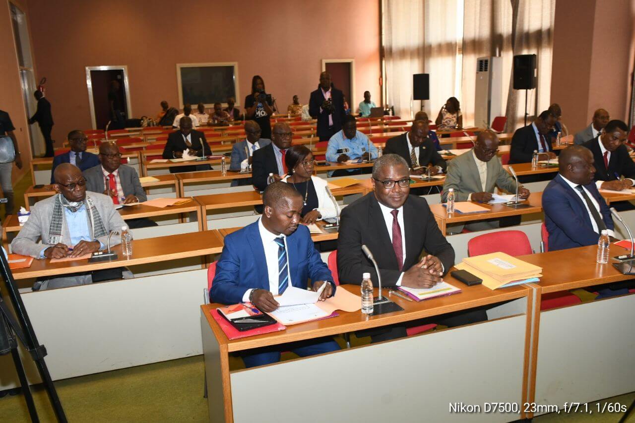 CONSEIL DE MÉDIATION ET LANCEMENT DE LA CAMPAGNE DE SENSIBILISATION POUR LES ELECTIONS LOCALES (RTI)